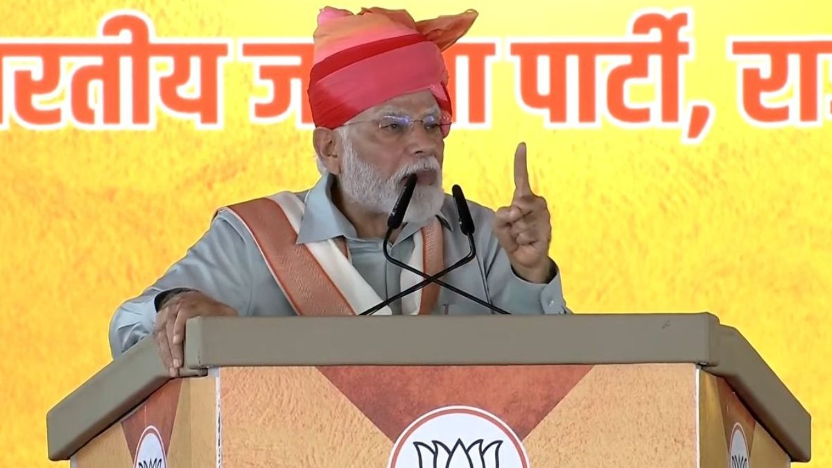 pm-modi-hits-out-at-ashok-gehlot-in-rajasthan-says-red-diary-will-ruin-congress-in-polls